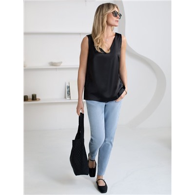 Элегантный топ с V вырезом из струящегося сатина