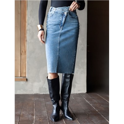 Юбка с ассиметричной застежкой из эластичного денима