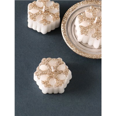 Набор свечей «Снежинки и подсвечник», 3 шт., 12×10×4 см