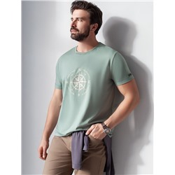 Футболка полуприлегающего кроя с принтом из премиального хлопка