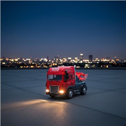 Машина "Трейлер" 1:24 (свет,звук) в коробке