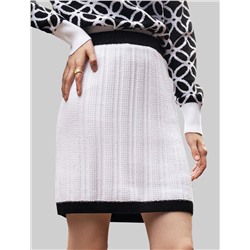 Юбка фактурной вязки с трикотажной подкладкой
