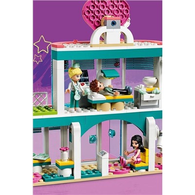 Игрушка Подружки Городская больница Хартлейк Сити LEGO, 266008