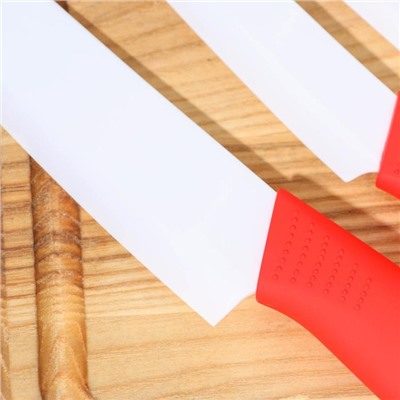 Набор кухонный на подставке Доляна «Симпл», 5 предметов: ножи 7.5 см, 10.5 см, 13 см, 15 см, овощечистка, цвет красный