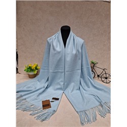 Тёплый палантин, цвет светло голубой