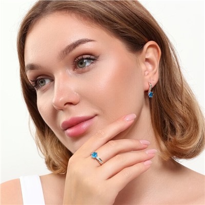 Комплект ювелирной бижутерии коллекция "Дубай" серьги и кольцо 19 р, покрытие позолота, вставка: фианиты, цвет: голубой и прозрачный, арт.215.374-19