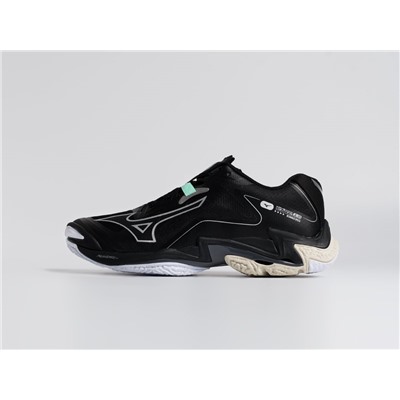 Кроссовки Mizuno Wave Lightning Z8