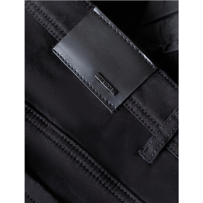 Джинсы из эластичного денима на ФЛИСЕ