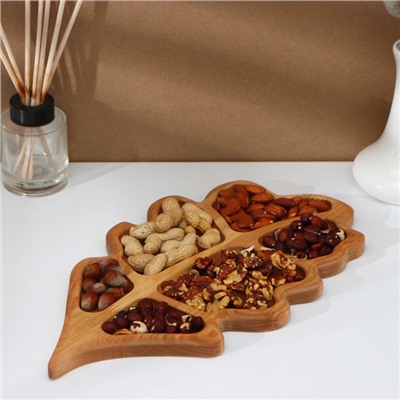 Менажница деревянная авторская Adelica «Дубовый лист», 35×20×1.8 см, пропитана минеральным маслом, берёза