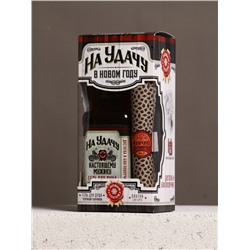 Подарочный набор новогодний «На удачу в Новом году»: гель для душа во флаконе виски 250 мл, аромат терпкого парфюма, платок в форме сигары