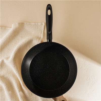 Сковорода с высоким бортом SL Home, d=28 см, h=7.5 см, антипригарное покрытие, индукция, кованый алюминий, чёрная