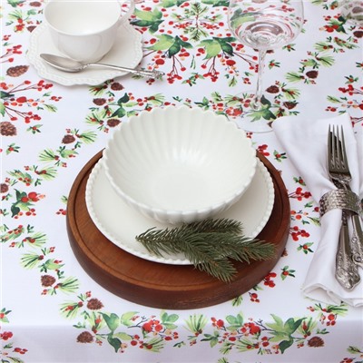 Скатерть Доляна «Хвойный узор» 145×260 см, 100% п/э