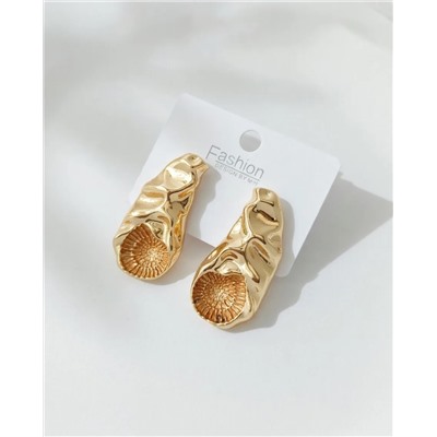 Стильные серьги