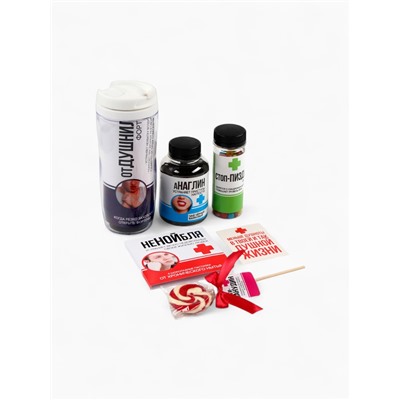 Подарочный набор гифтбокс «Аптечка»: чай, драже, шоколад, термостакан, леденец