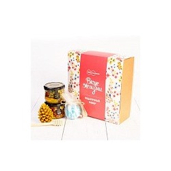 Подарочный набор "Вкус Жизни" ореховое ассорти, восковая свеча, бомбочка для ванн, медовая ложечка