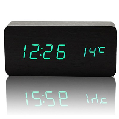 Электронные часы в деревянном корпусе VST-862-4 зелёные цифры