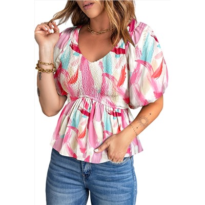 Розовая блуза с абстрактным принтом и V-образным вырезом