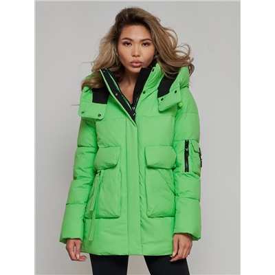 Зимняя женская куртка модная с капюшоном зеленого цвета 589827Z