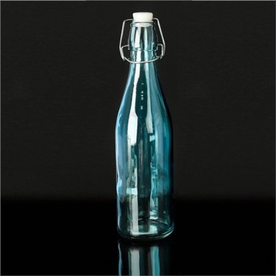 Бутылка стеклянная цветная гладкая 550 мл / 918-В /уп 48/ с бугельным замком