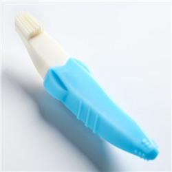 Детская зубная щетка, прорезыватель - массажер «Бананчик», силиконовая, цвет голубой