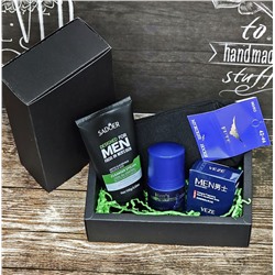 Подарочный набор для мужчин из 4 продуктов (Дезодорант + Мыло + Пенка + Носки)
