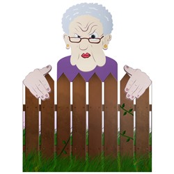 Декорация на забор "Пожилая леди"