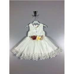 Нарядное платье для девочки (белое) TRP1797