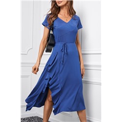 Синее платье миди с эластичной талией на шнуровке и разрезом на юбке с рюшами