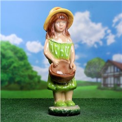 Садовая фигура "Девочка с корзиной большая" 20х24х65см микс