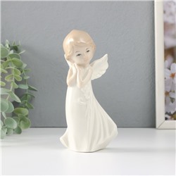 Сувенир керамика "Девочка-ангел в платье с узорами со сложенными руками" 6х8х16,5 см