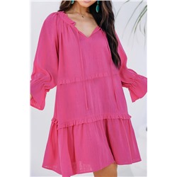 Розовое многоярусное платье беби-долл с рюшами и V-образным вырезом