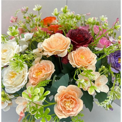 Цветы искусственные декоративные Розы 4 бутона + фиалки 3 цветка 30 см
