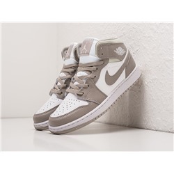 Кроссовки Nike Air Jordan 1 Mid