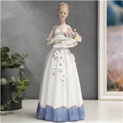 Сувенир керамика "Девушка в бальном платье с букетом роз" стразы 30,5х13,5х10,7 см