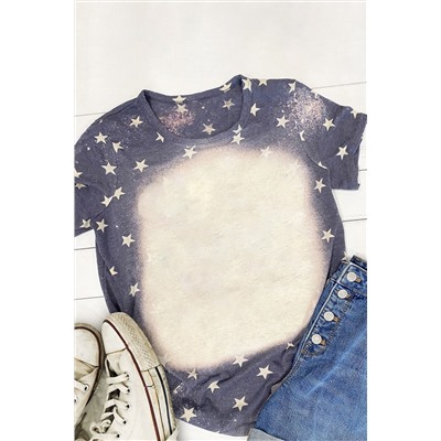 Синяя футболка с круглым вырезом и принтом звезд