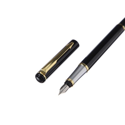 Ручка подарочная перьевая в кожзам футляре, корпус черный, золото, серебро