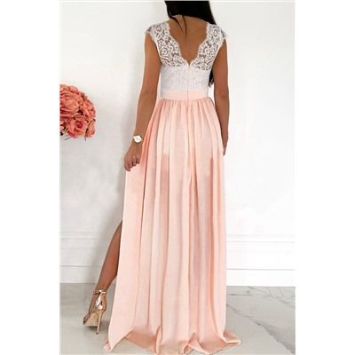 Розовое платье с кружевным топом и длинной юбкой с разрезом