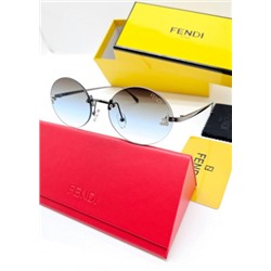 Набор женские солнцезащитные очки, коробка, чехол + салфетки #21245635