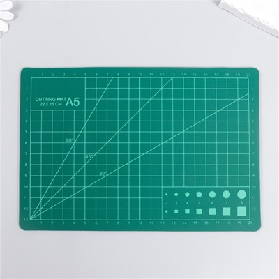 Резиновый мат для творчества формат А5 21х14,8 см толщина 3 мм МИКС