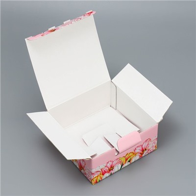 Коробка подарочная сборная, упаковка, «Любимый учитель!», 15 х 15 х 7 см