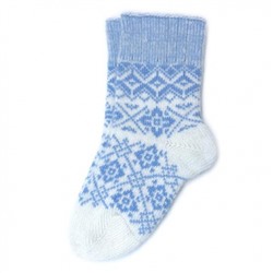 Вязаные шерстяные носки с оригинальным зимним рисунком - 701.107