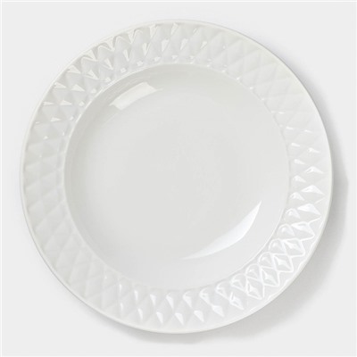 Тарелка фарфоровая глубокая Magistro «Блик», d=23 см, цвет белый