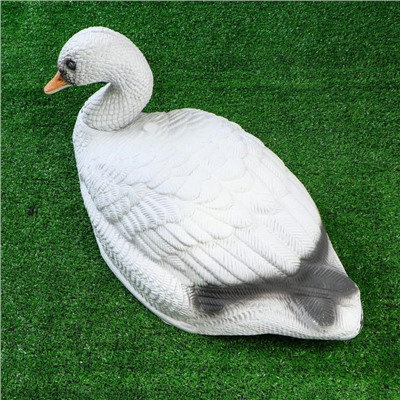 Фигура подсадная "Лебедь полукорпусной" 57х27х16см