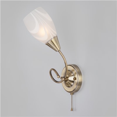 Настенный светильник со стеклянным плафоном 30275/1 античная бронза