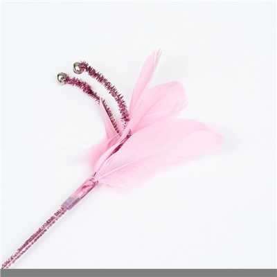 Дразнилка "Розовое Чудо" с перьями и бубенчиками 30 см, розовая